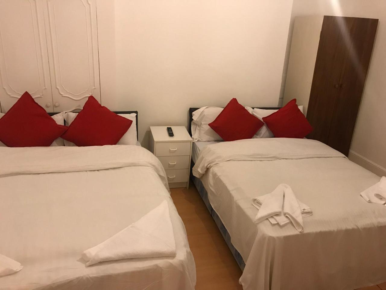 Poplar Guest House Londen Buitenkant foto