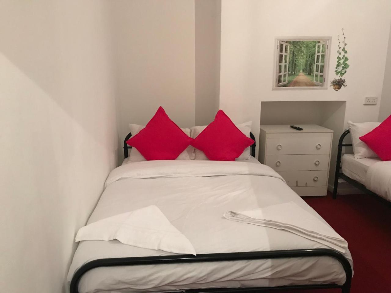 Poplar Guest House Londen Buitenkant foto