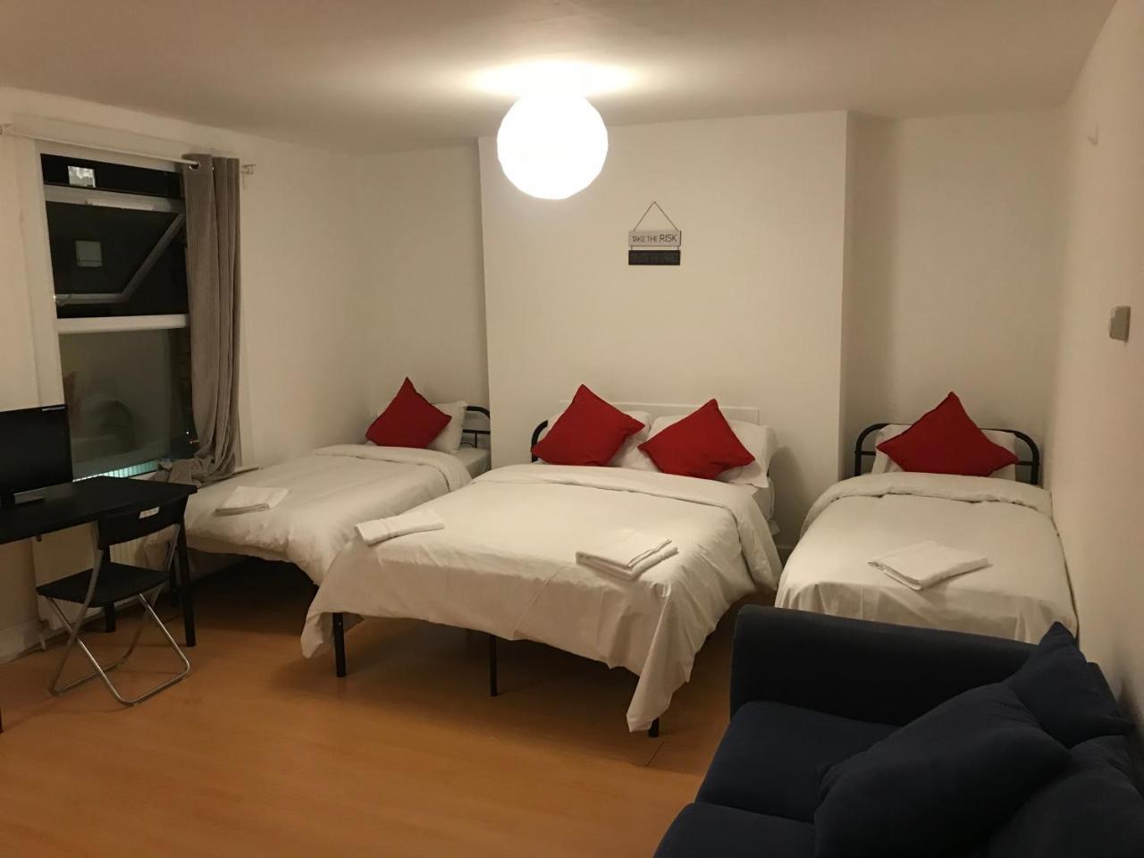 Poplar Guest House Londen Buitenkant foto