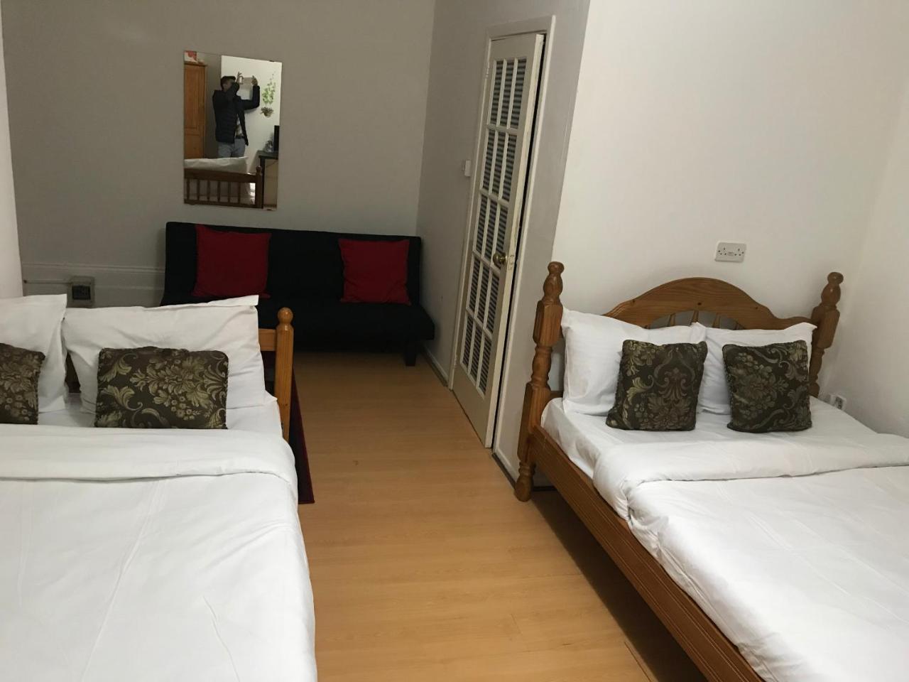 Poplar Guest House Londen Buitenkant foto
