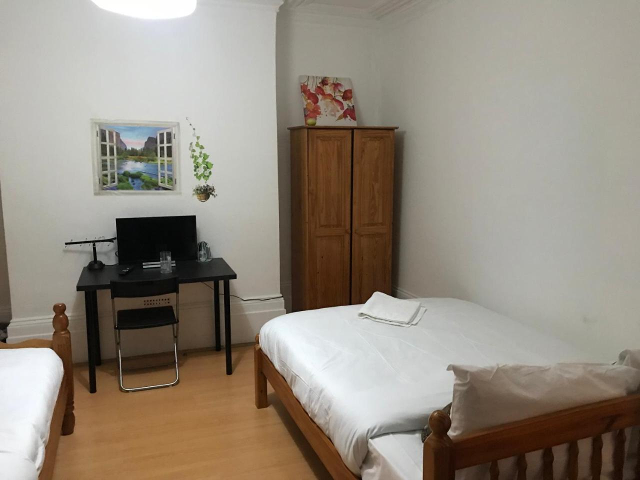 Poplar Guest House Londen Buitenkant foto